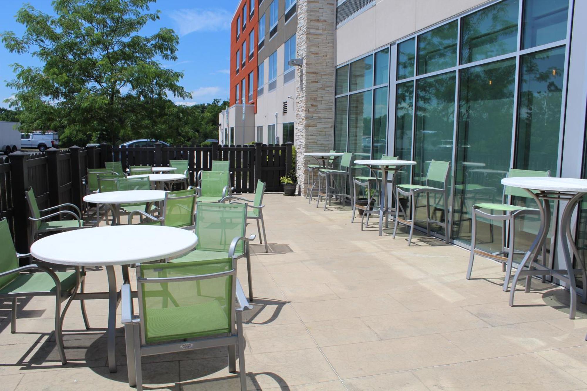 Holiday Inn Express & Suites - Gettysburg By Ihg Exterior photo